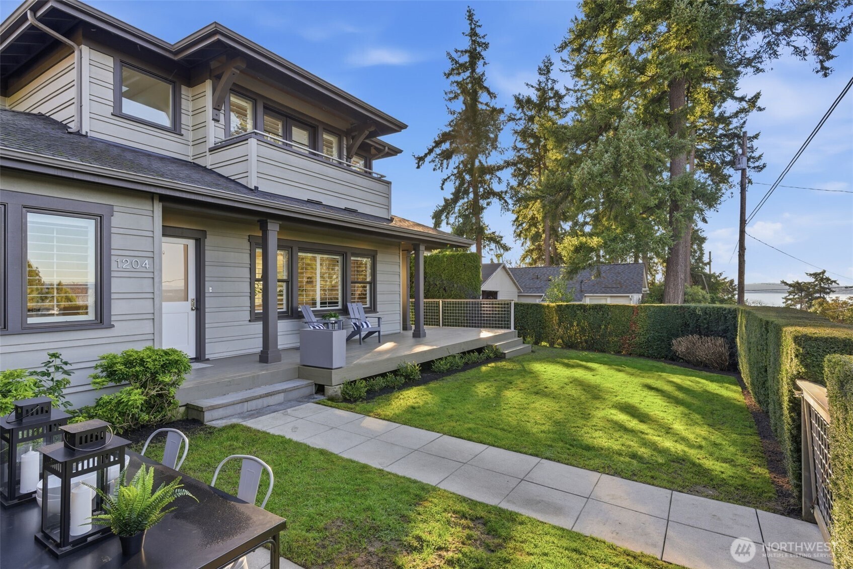 1204 6th Street W, Kirkland, WA 98033