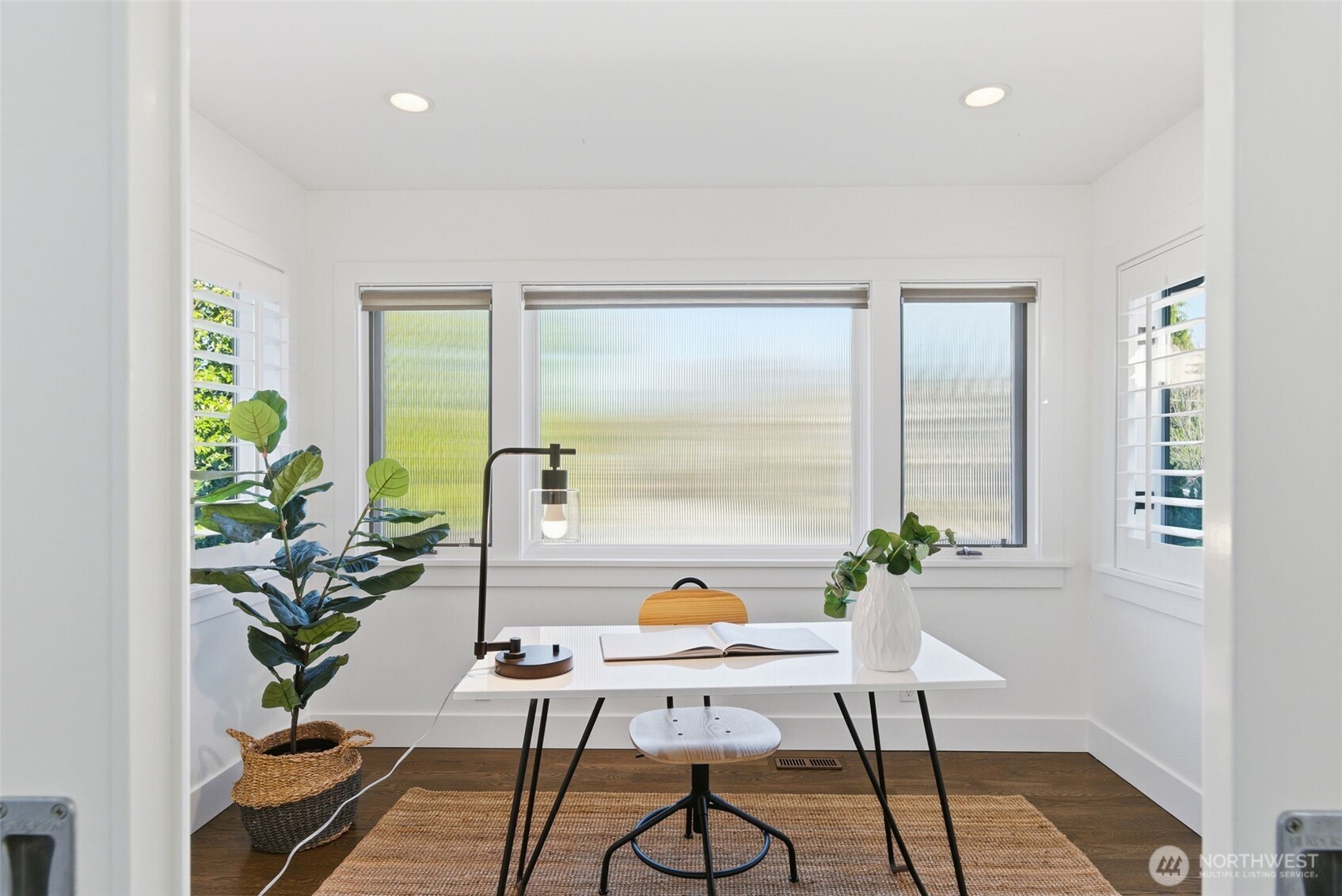 1204 6th Street W, Kirkland, WA 98033