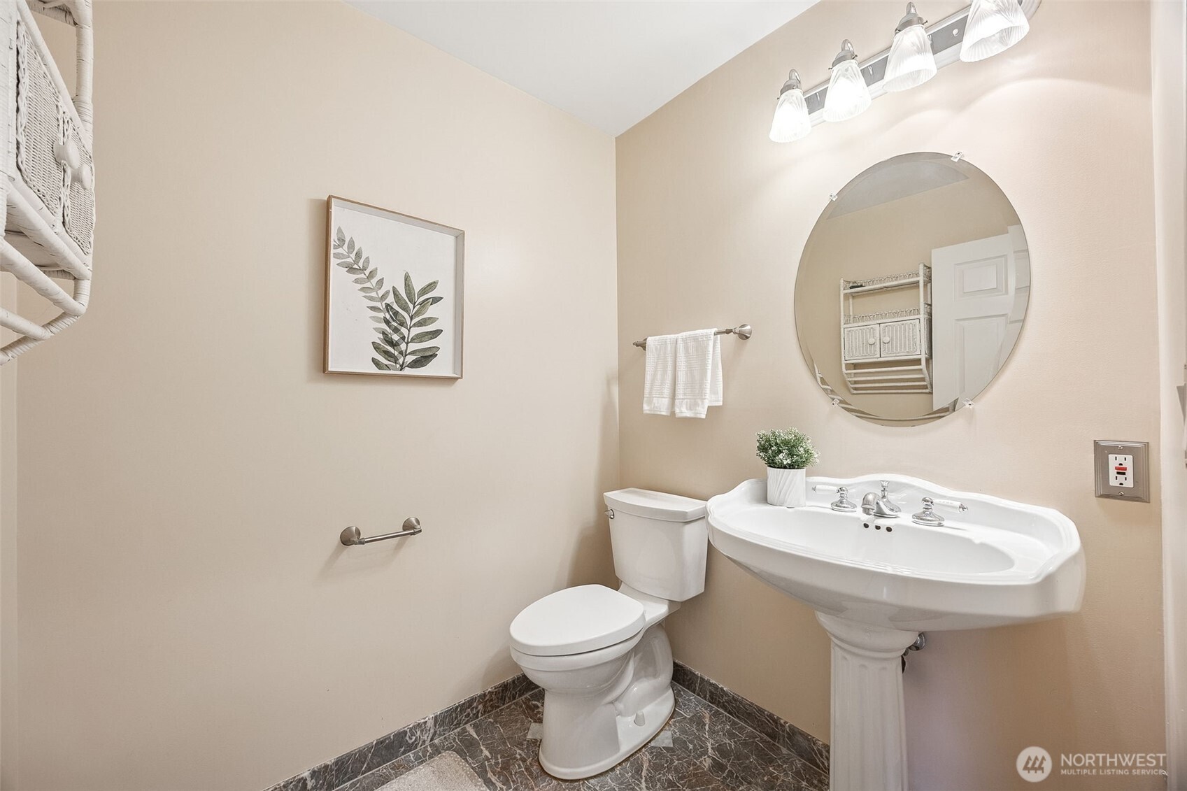 16653 178th Avenue NE, Woodinville, WA 98072