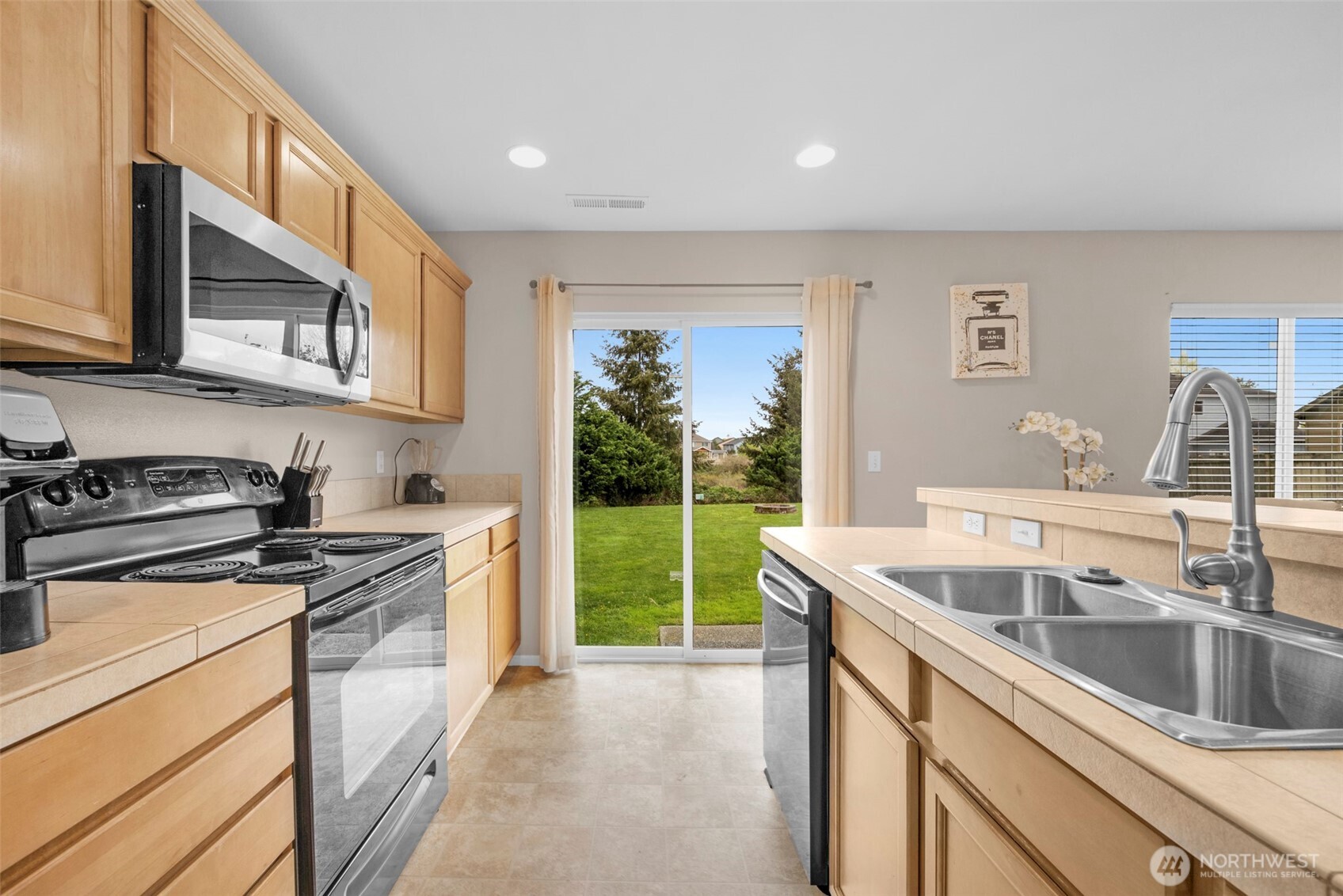 28615 72nd Drive NW, Stanwood, WA 98292