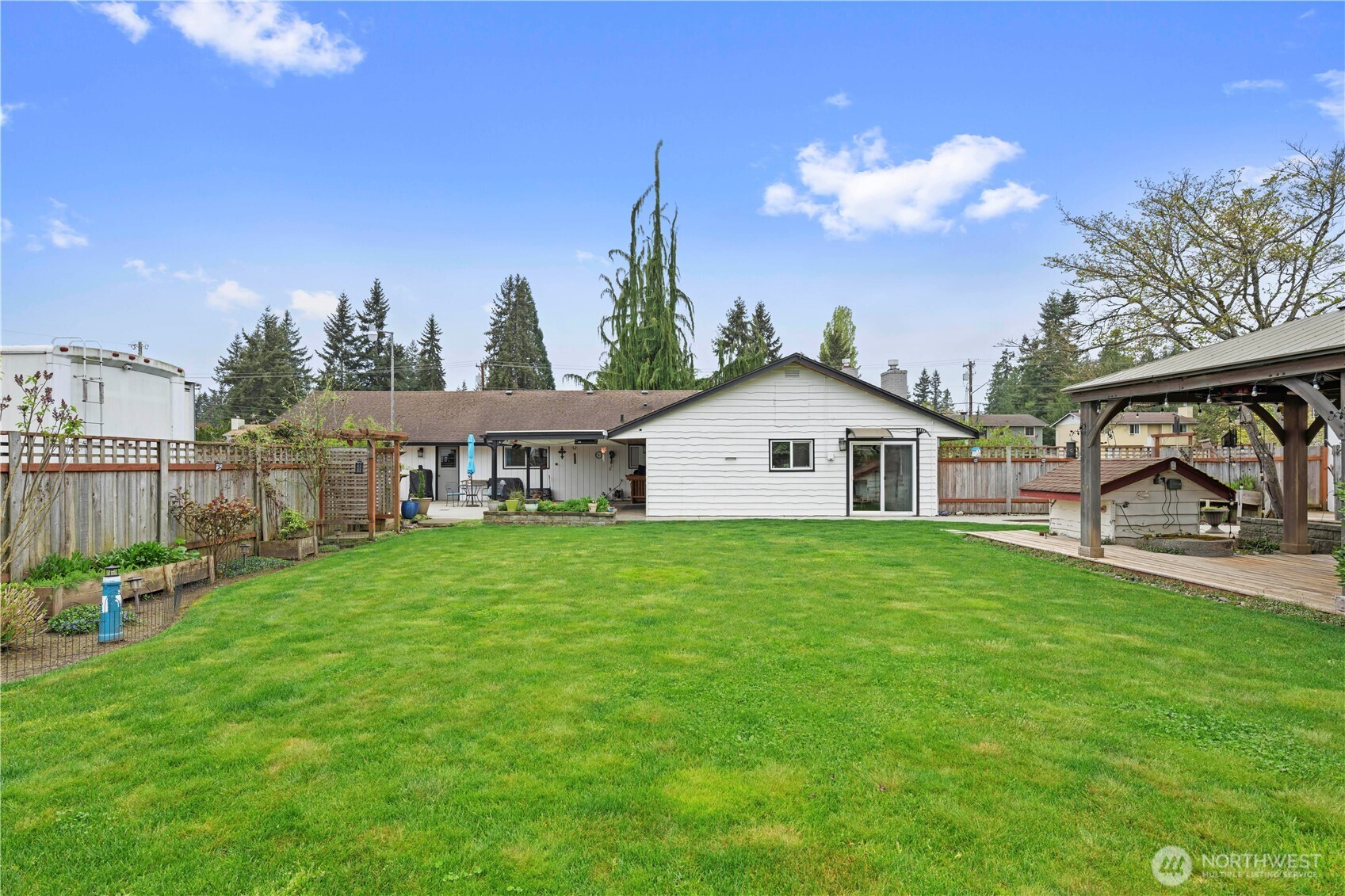 9425 51st Avenue NE, Marysville, WA 98270