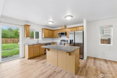 3650 Tribute Avenue E, Fife, WA 98424 - Photo 8