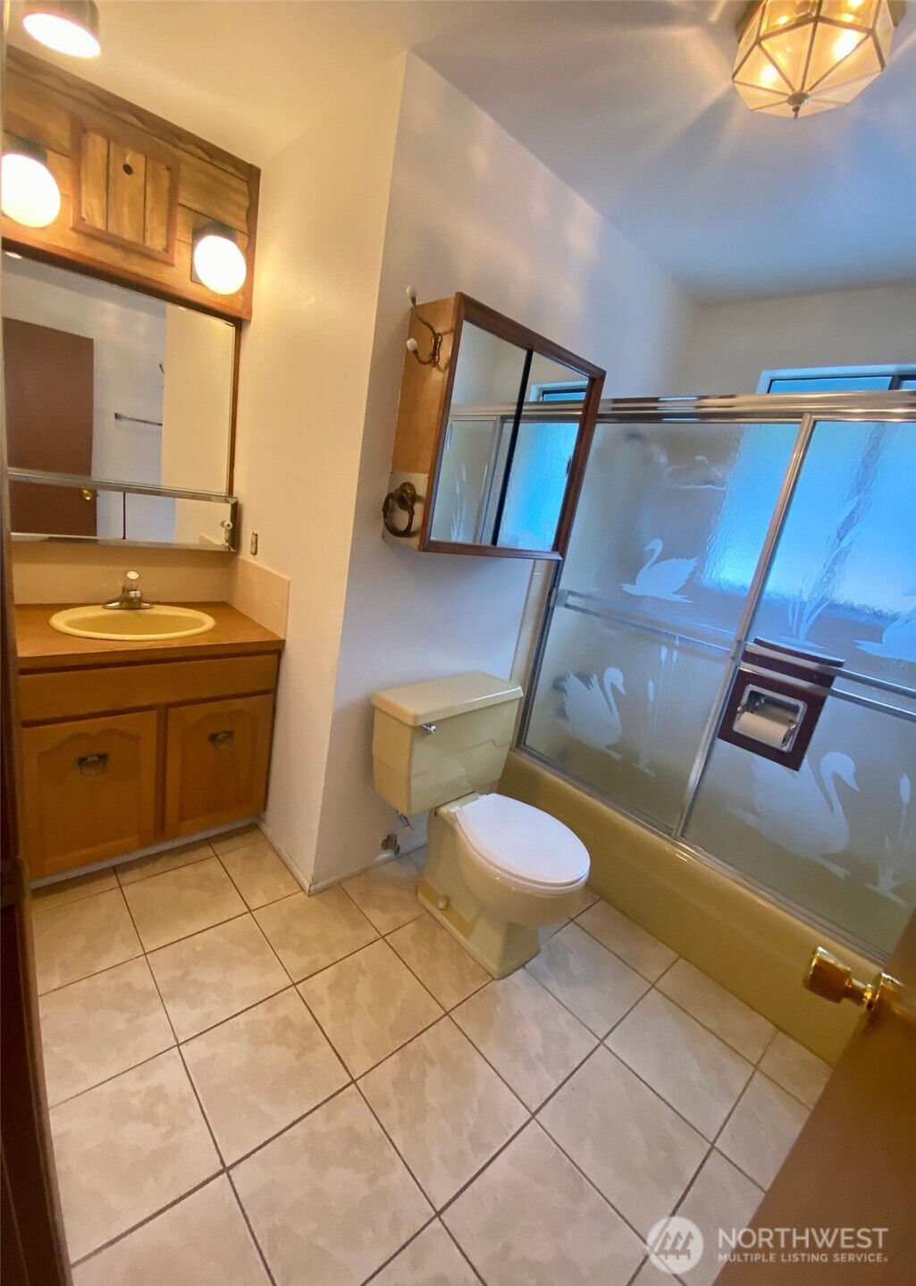 3700 Harbel Drive NE, Bremerton, WA 98310