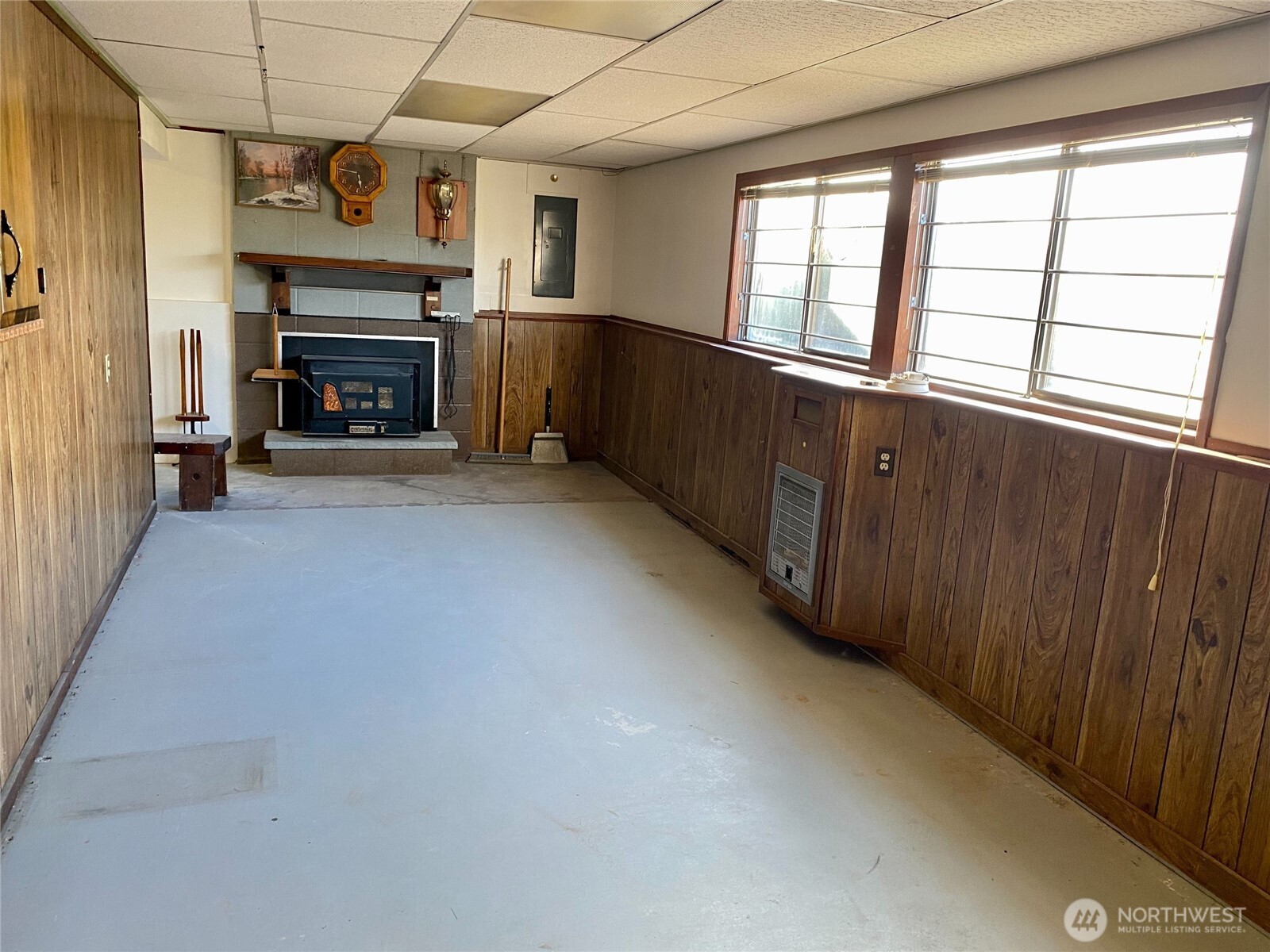 3700 Harbel Drive NE, Bremerton, WA 98310