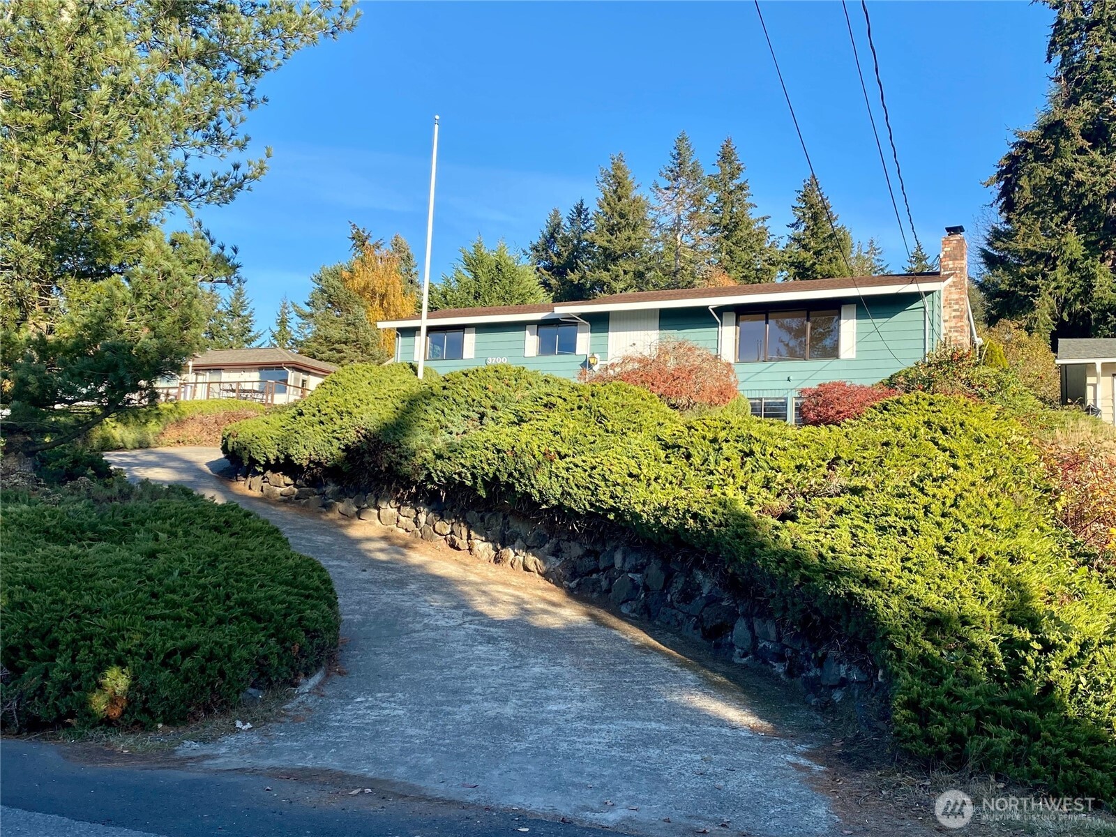 3700 Harbel Drive NE, Bremerton, WA 98310
