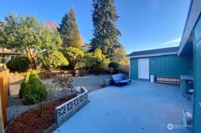 3700 Harbel Drive NE, Bremerton, WA 98310 - Photo 30