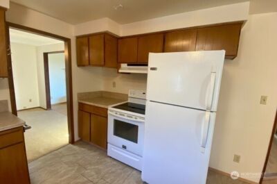3700 Harbel Drive NE, Bremerton, WA 98310 - Photo 7