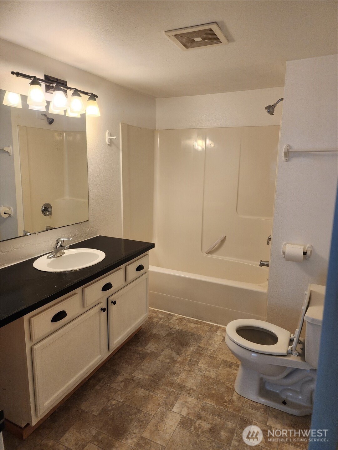 1409 Railroad Avenue #A, Shelton, WA 98584