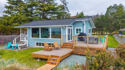 1818 E Lola Beach Lane , Oak Harbor, WA 98277-8628