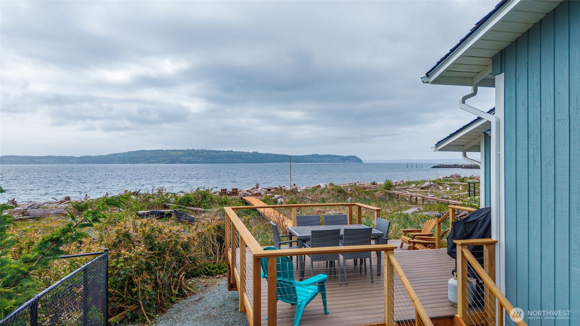 1818 E Lola Beach Lane , Oak Harbor, WA 98277-8628