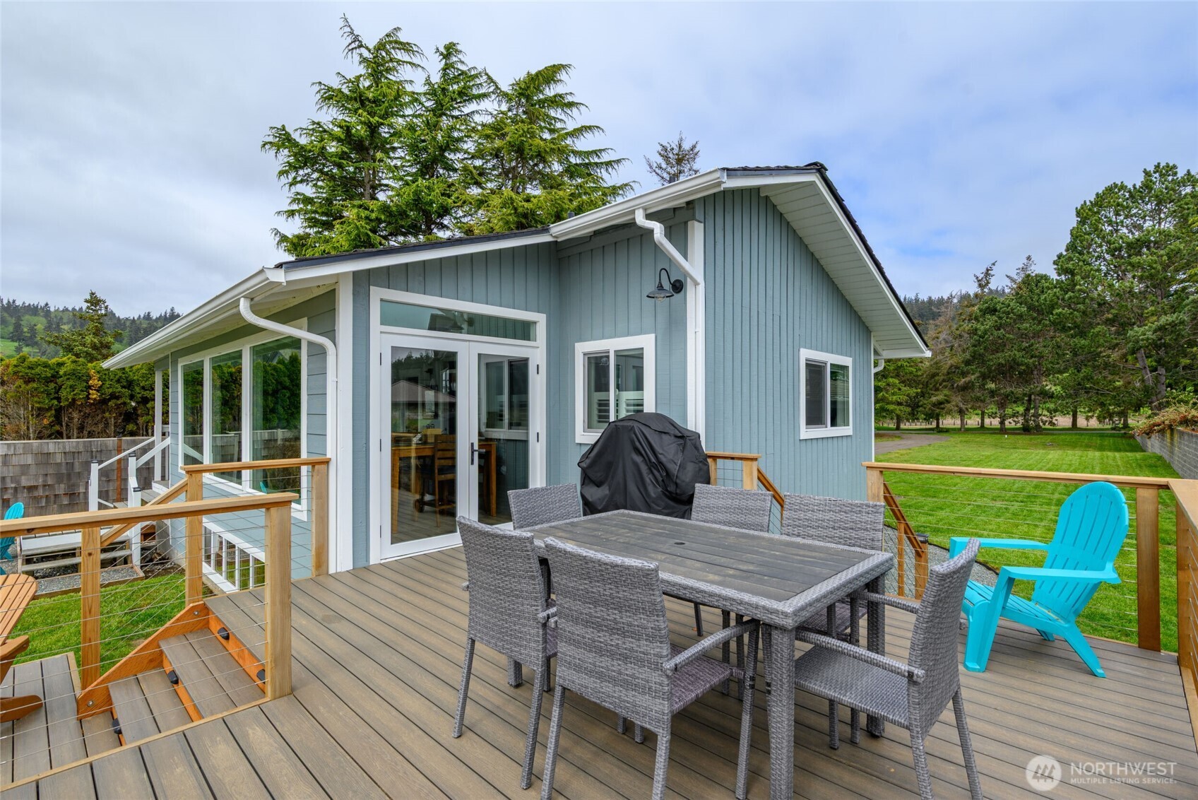 1818 E Lola Beach Lane , Oak Harbor, WA 98277-8628
