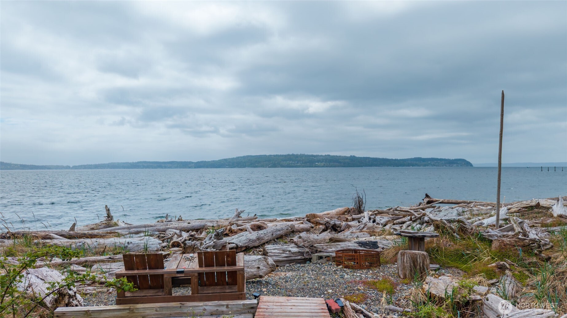 1818 E Lola Beach Lane , Oak Harbor, WA 98277-8628