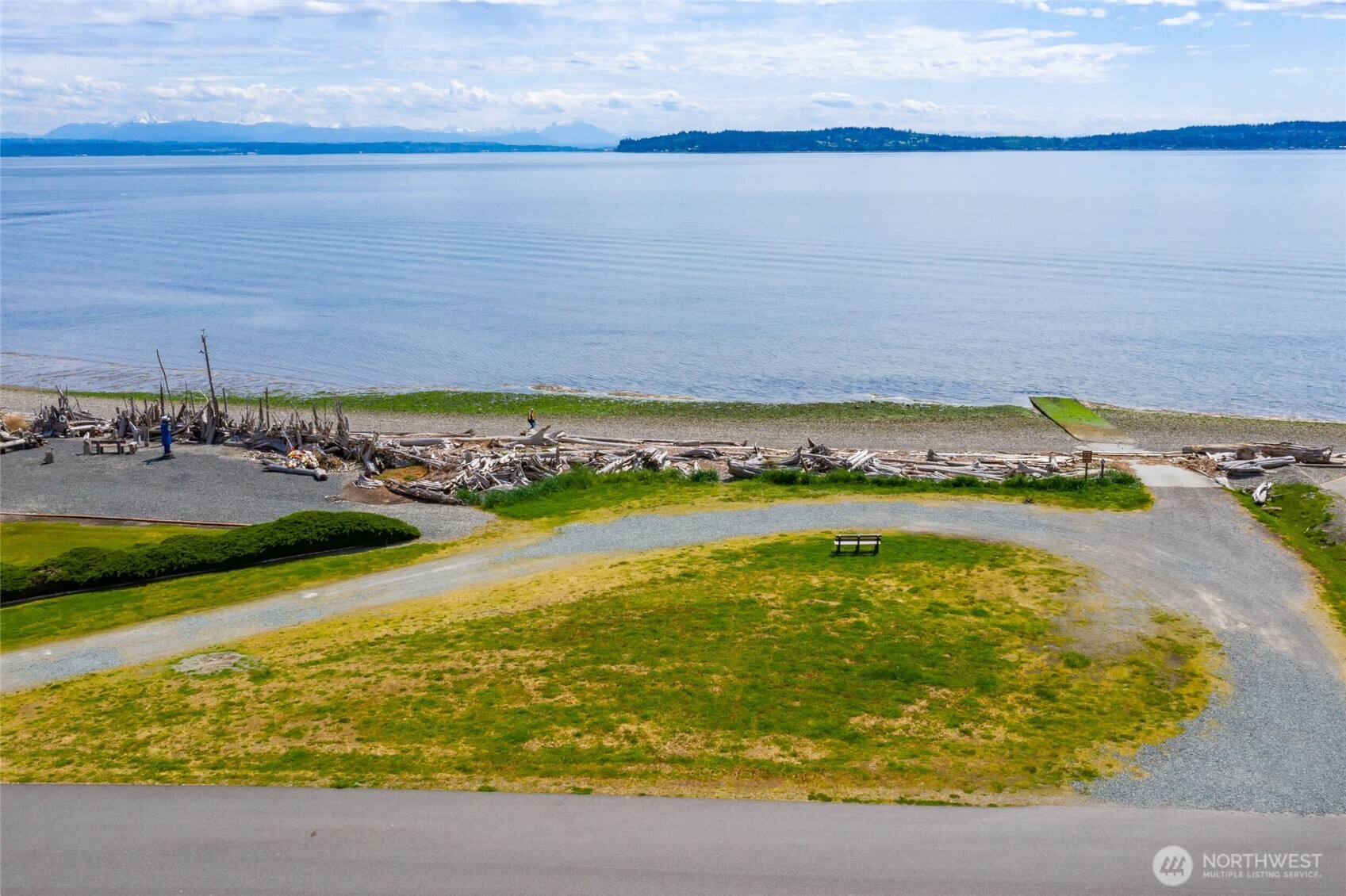 1818 E Lola Beach Lane , Oak Harbor, WA 98277-8628