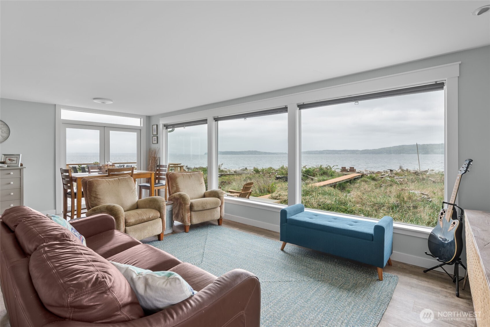 1818 E Lola Beach Lane , Oak Harbor, WA 98277-8628