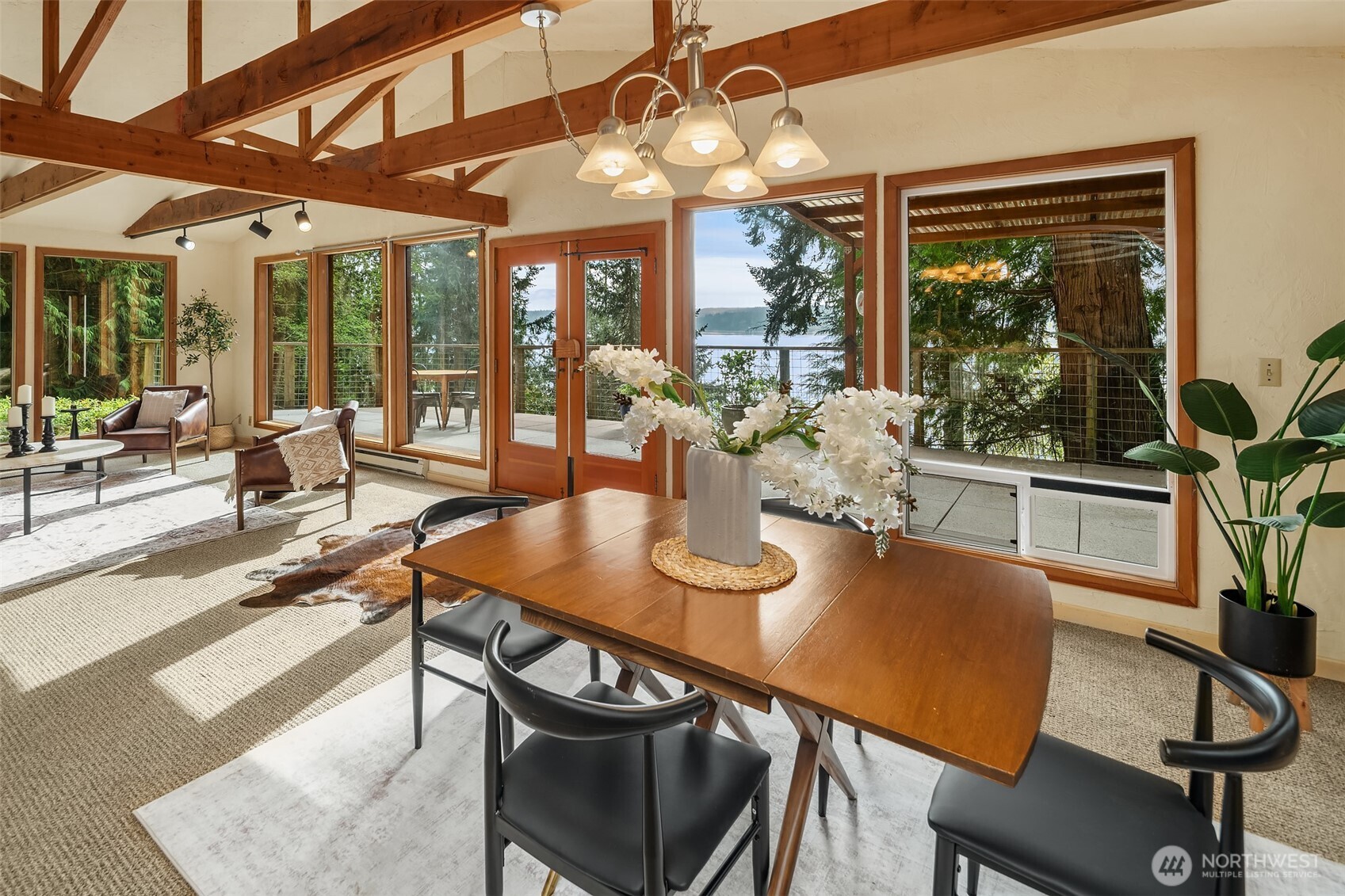 19923 Robinwood Road SW, Vashon, WA 98070