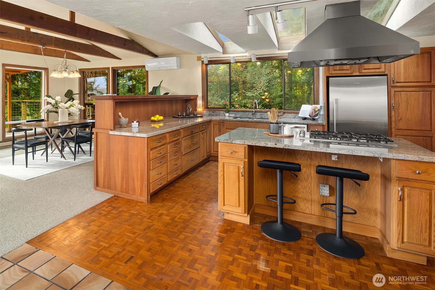 19923 Robinwood Road SW, Vashon, WA 98070