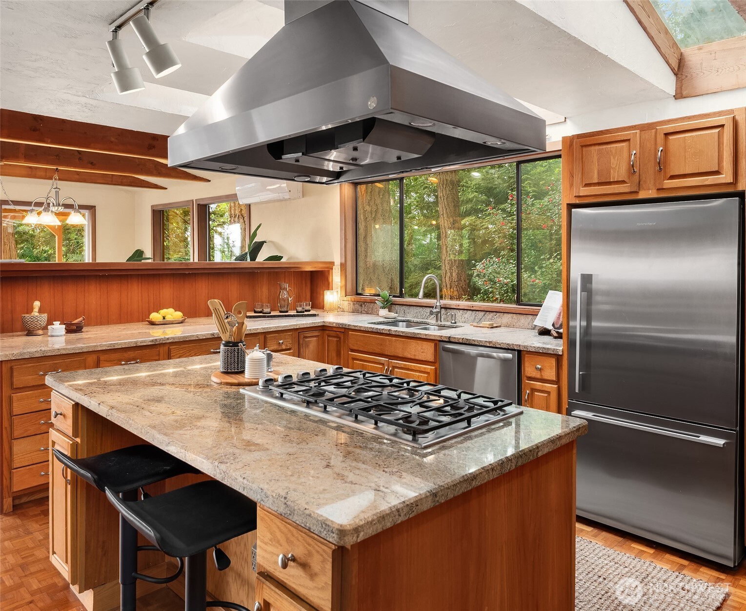 19923 Robinwood Road SW, Vashon, WA 98070