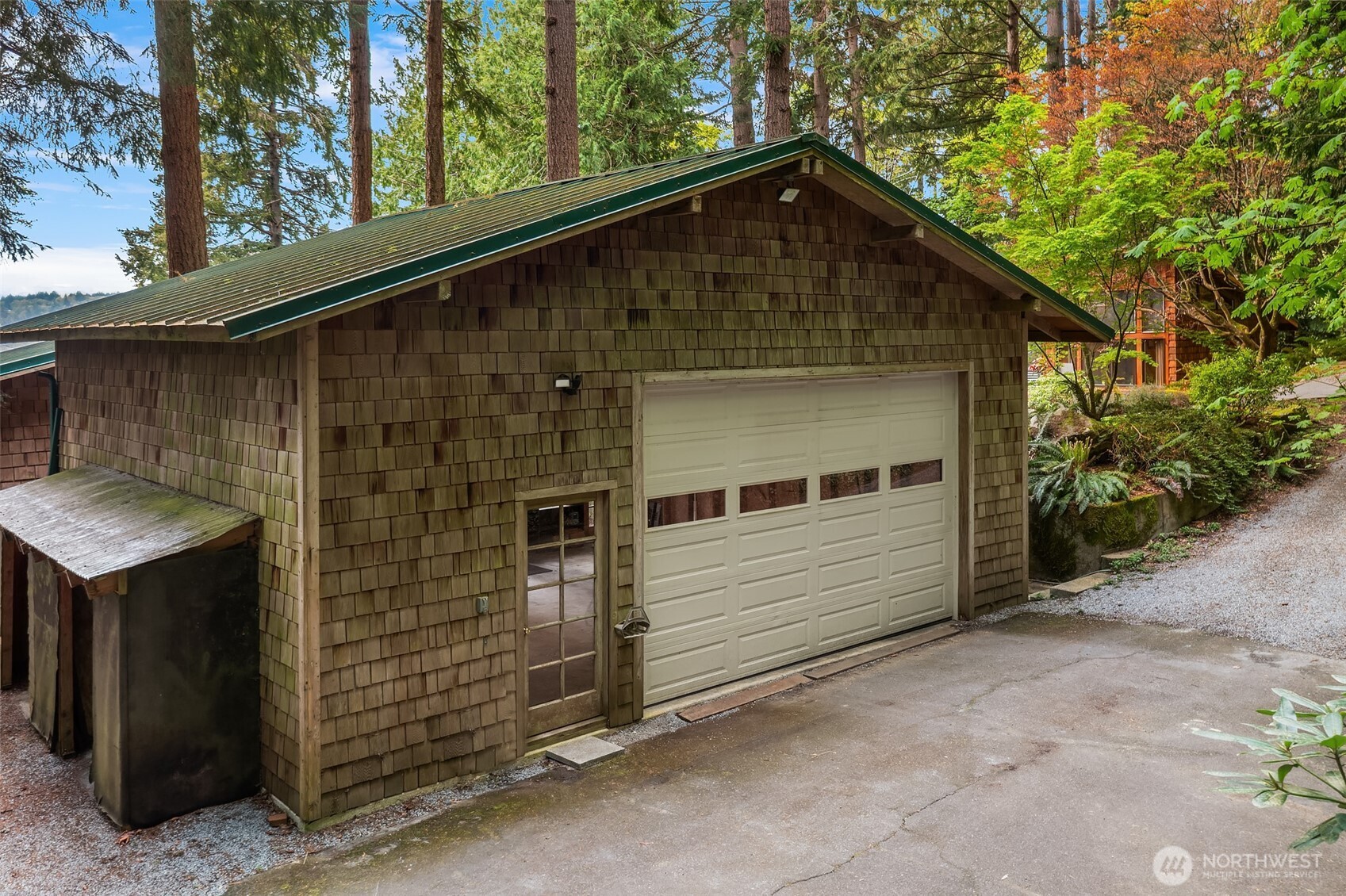 19923 Robinwood Road SW, Vashon, WA 98070