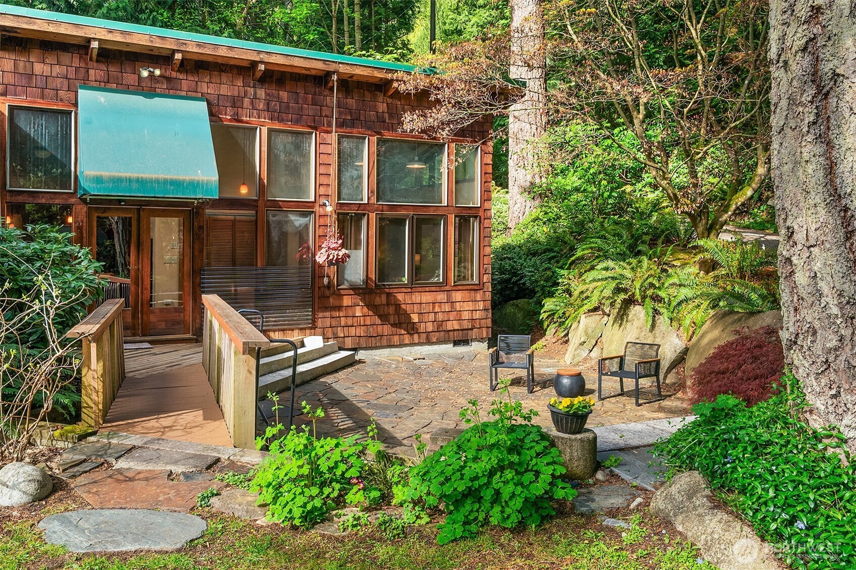 19923 Robinwood Road SW, Vashon, WA 98070