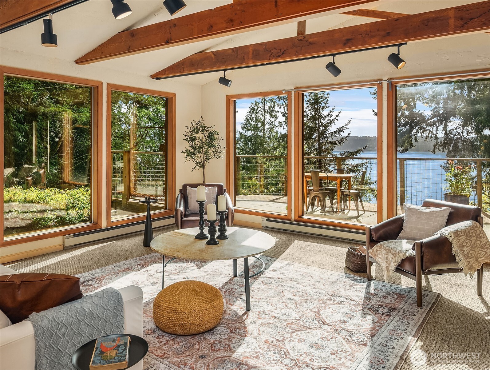 19923 Robinwood Road SW, Vashon, WA 98070