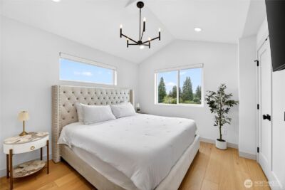 8647 B 18th Avenue SW, Seattle, WA 98106 - Photo 11