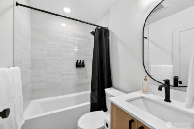 8647 B 18th Avenue SW, Seattle, WA 98106 - Photo 19