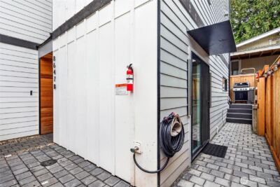 8647 B 18th Avenue SW, Seattle, WA 98106 - Photo 22