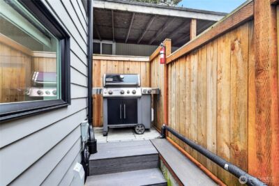 8647 B 18th Avenue SW, Seattle, WA 98106 - Photo 24