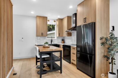 8647 B 18th Avenue SW, Seattle, WA 98106 - Photo 7