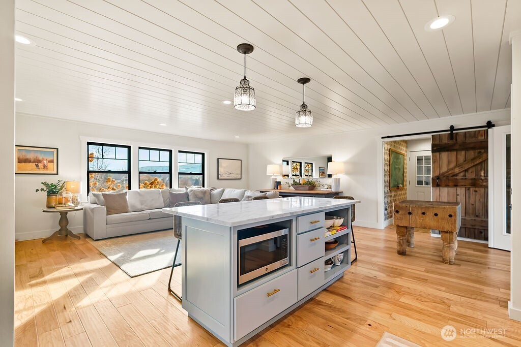 367 Baker Road , Selah, WA 98942