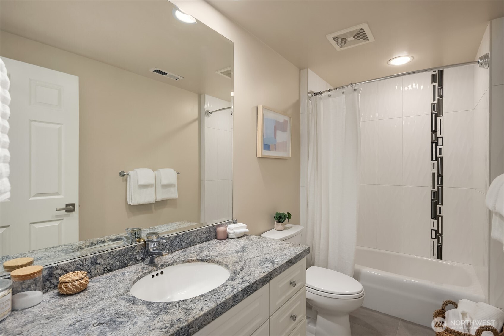 6542 50th Avenue NE, Seattle, WA 98115