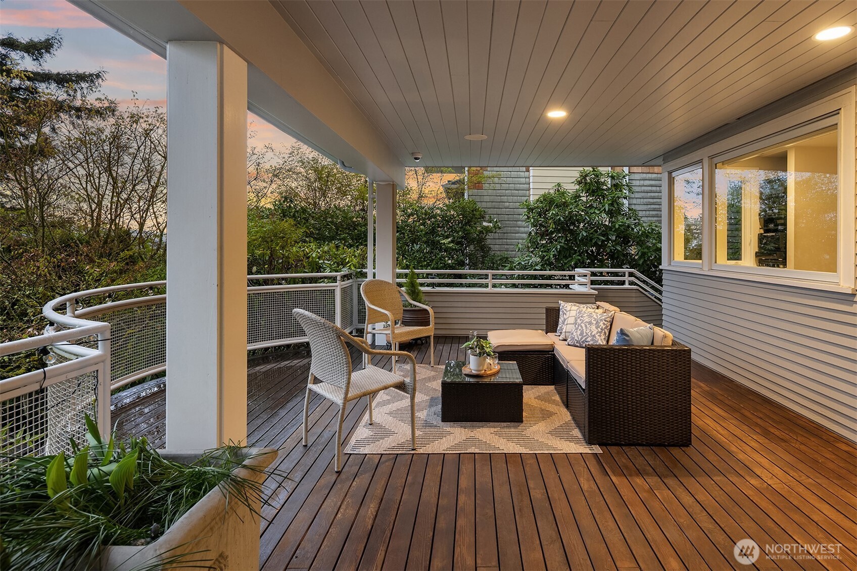 6542 50th Avenue NE, Seattle, WA 98115