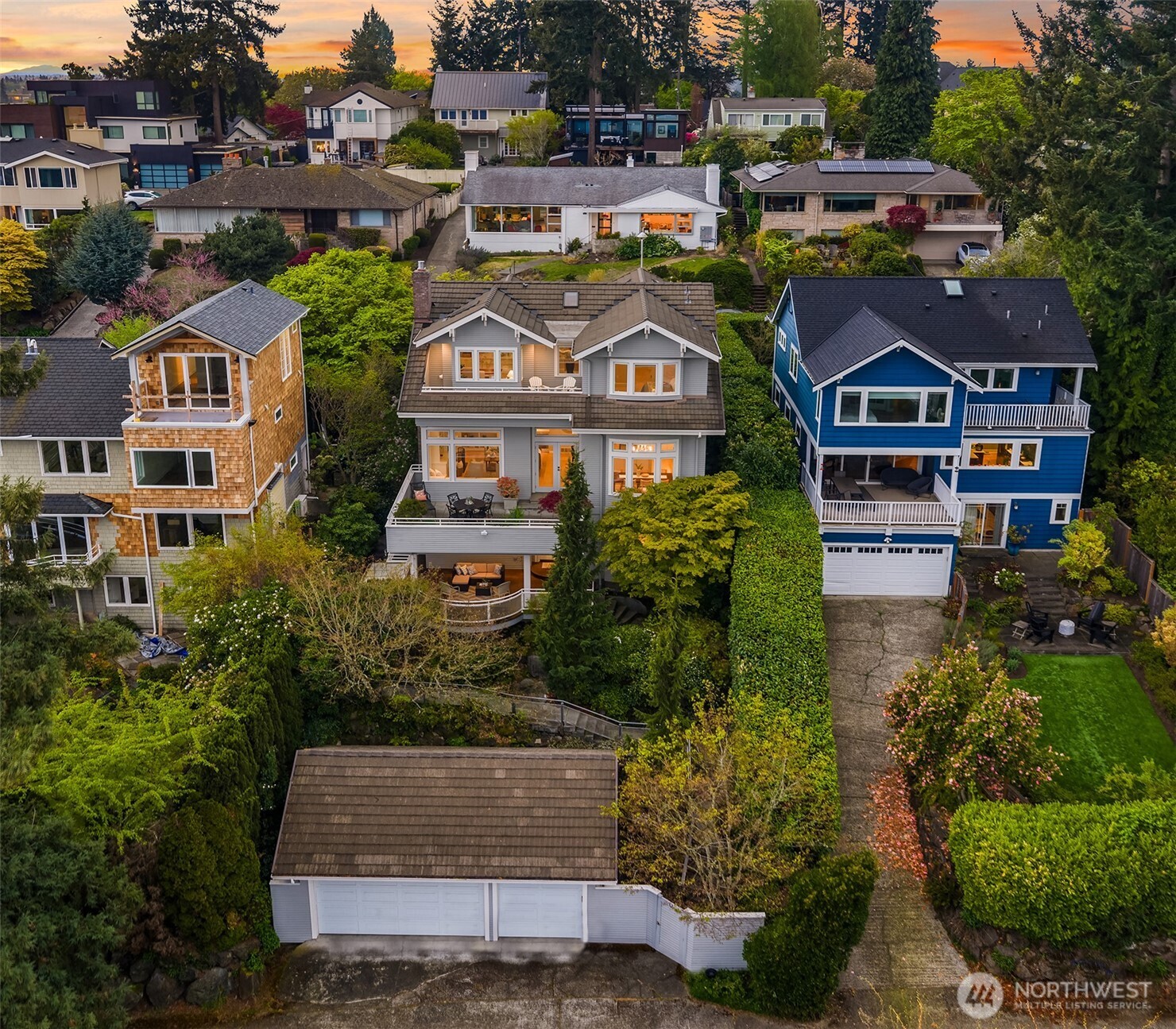 6542 50th Avenue NE, Seattle, WA 98115