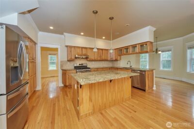 4909 SW Old Clifton Road , Port Orchard, WA 98367 - Photo 12