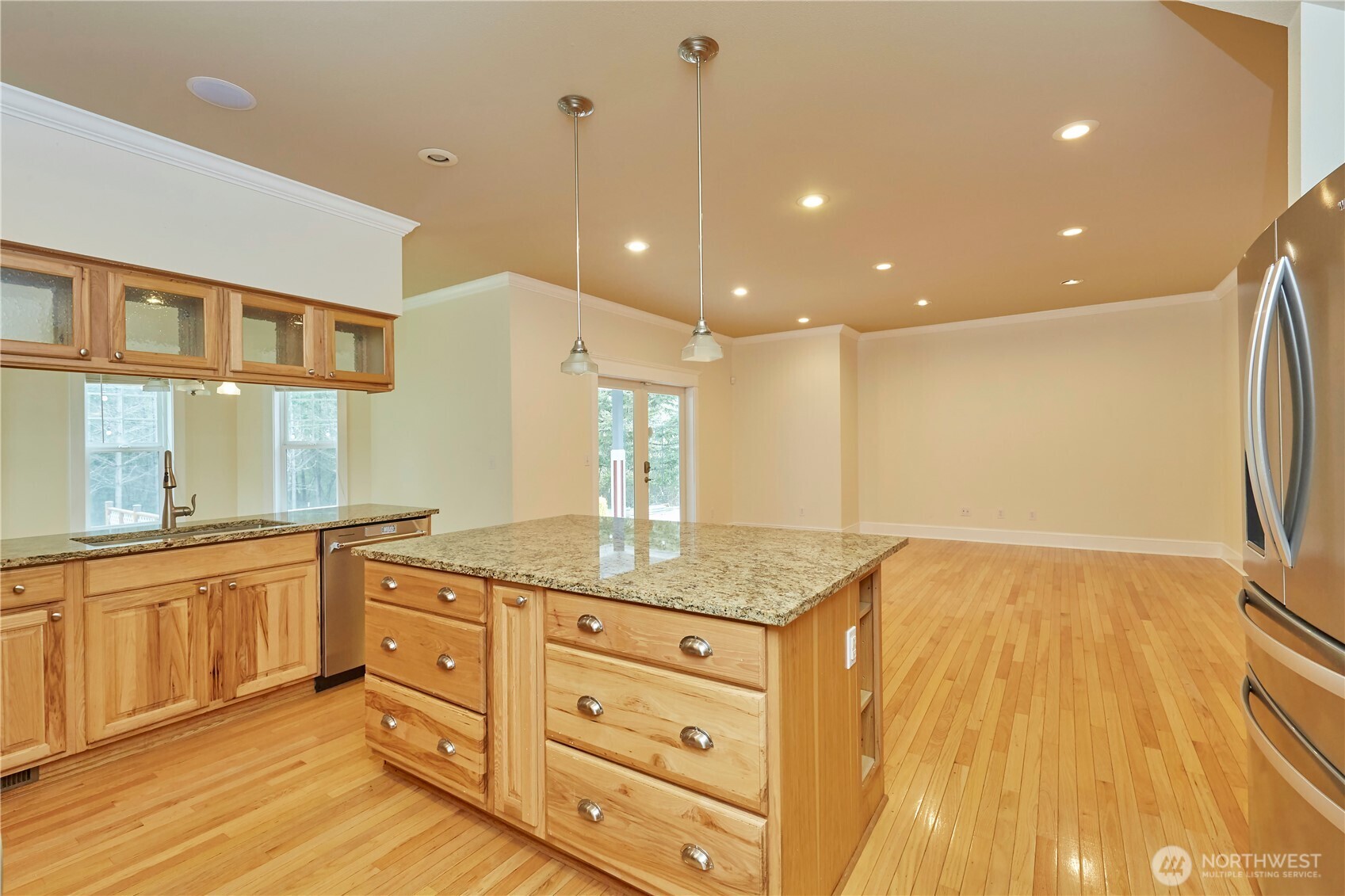 4909 SW Old Clifton Road , Port Orchard, WA 98367