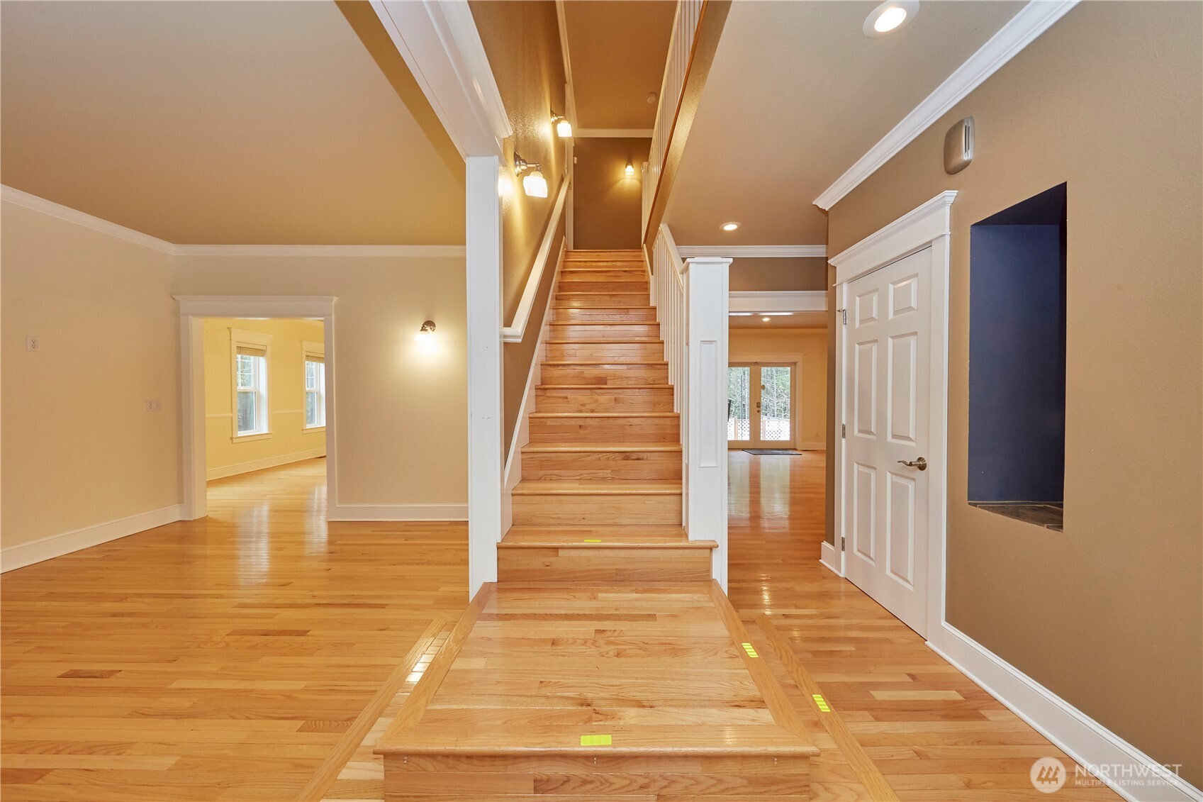 4909 SW Old Clifton Road , Port Orchard, WA 98367
