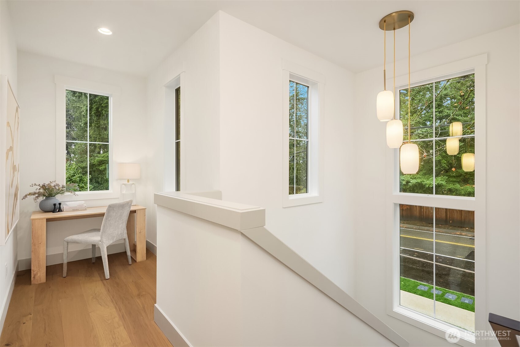 13131 NE 87th Lane , Kirkland, WA 98033