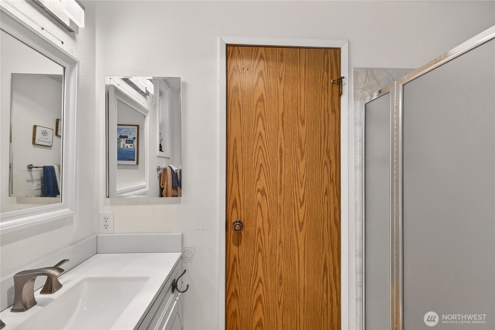 75 NW Columbia #B101, Oak Harbor, WA 98277