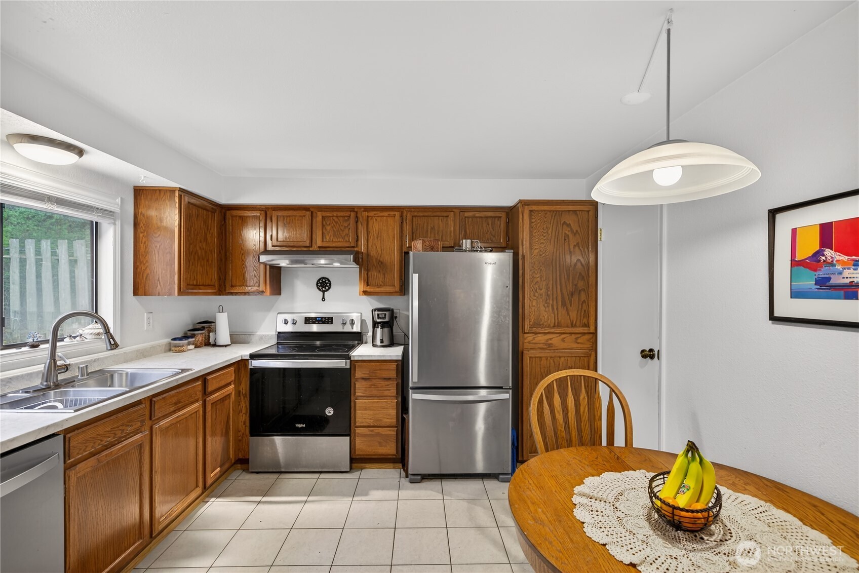 75 NW Columbia #B101, Oak Harbor, WA 98277