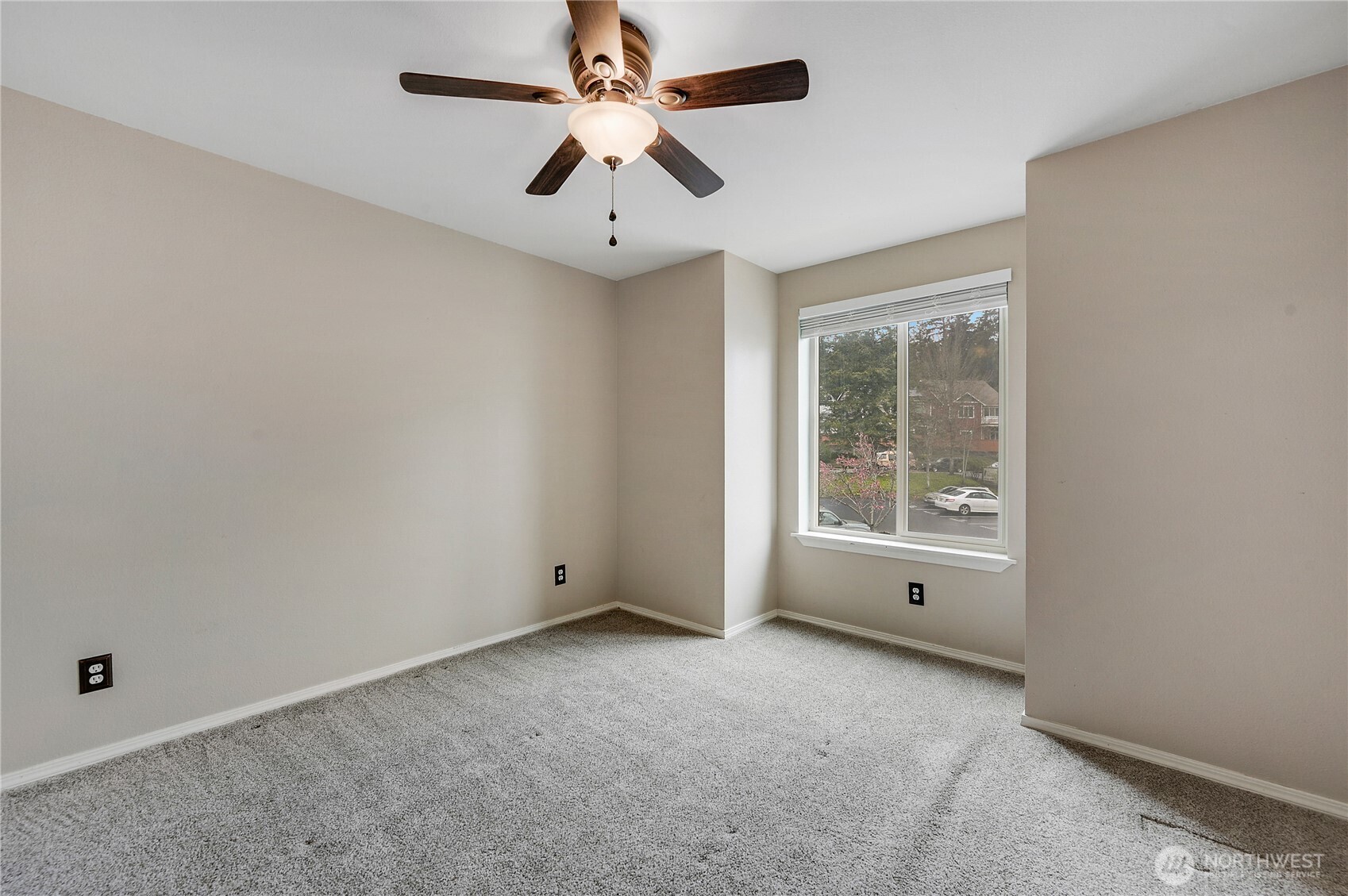 4719 NW Walgren Drive #D-101, Silverdale, WA 98383