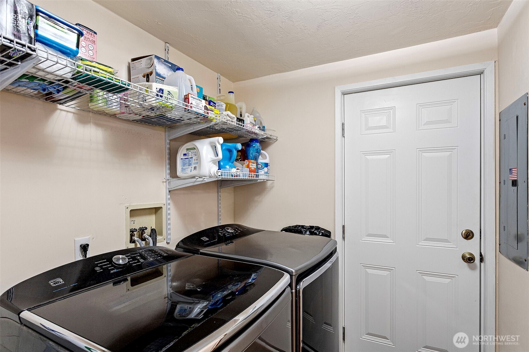 10407 206th Avenue NE, Redmond, WA 98053
