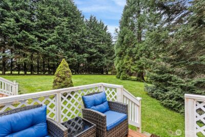 10407 206th Avenue NE, Redmond, WA 98053 - Photo 2