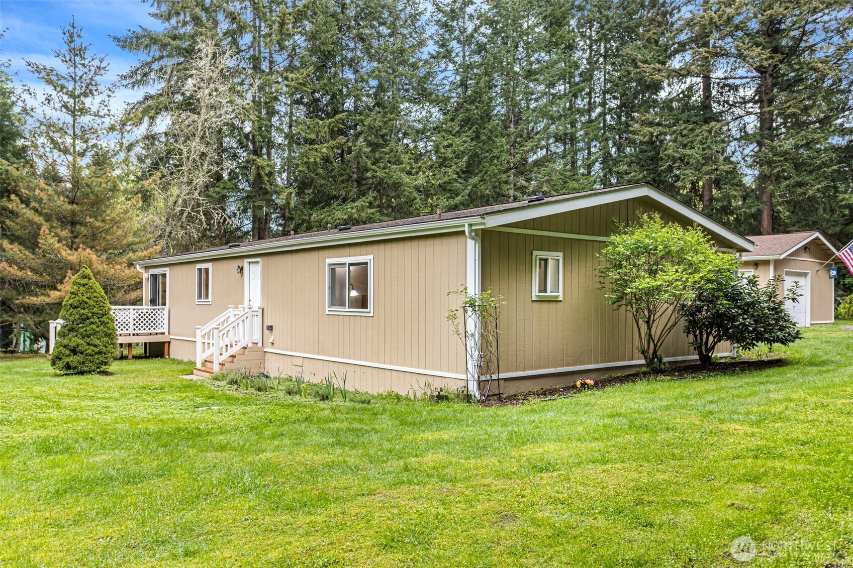 10407 206th Avenue NE, Redmond, WA 98053