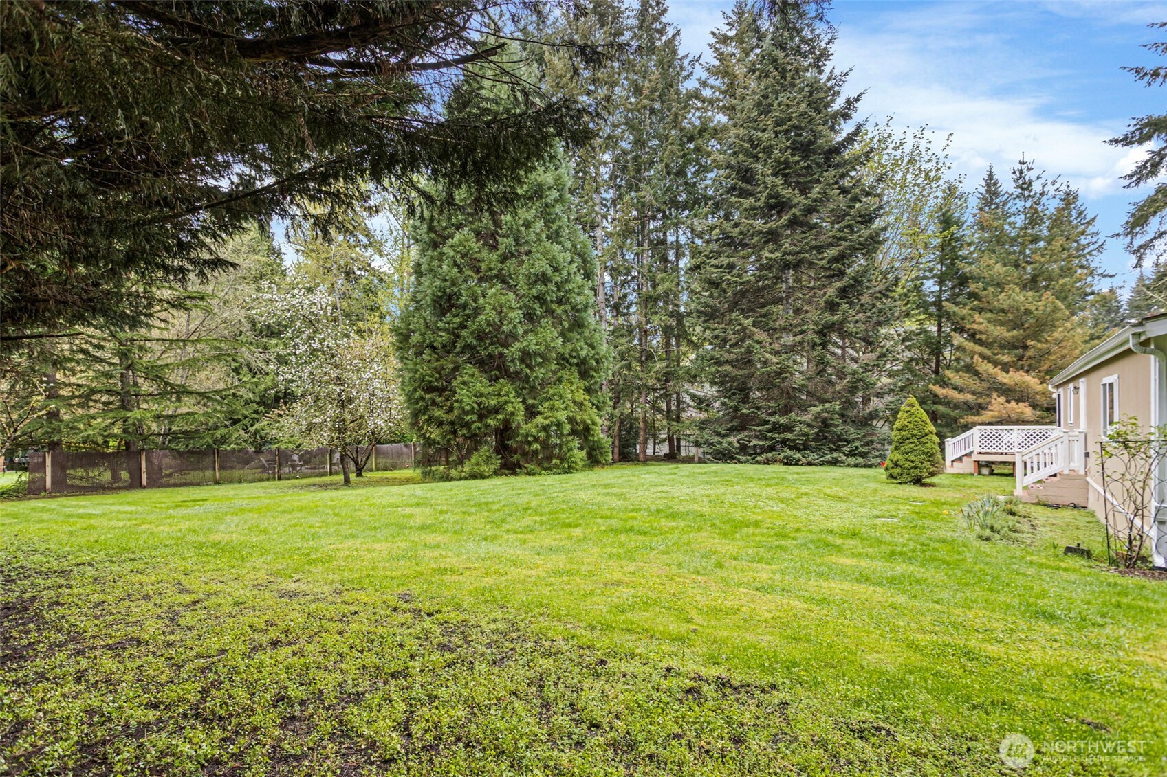 10407 206th Avenue NE, Redmond, WA 98053