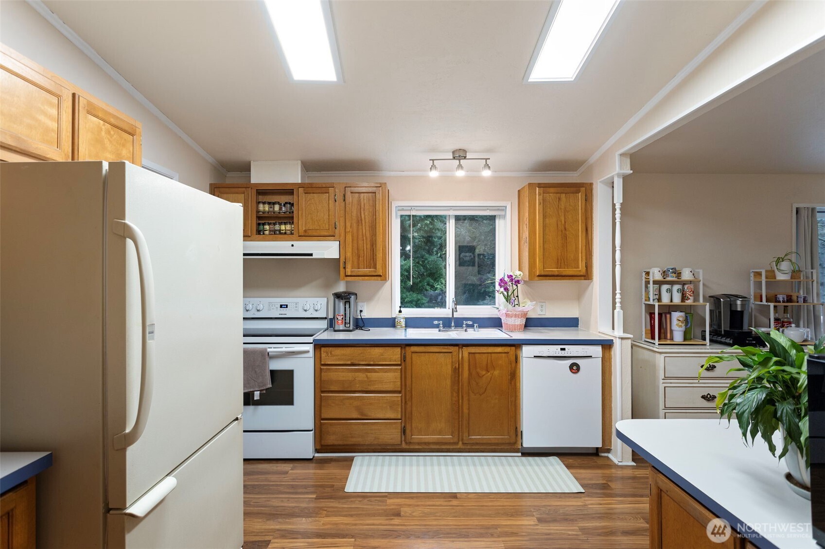 10407 206th Avenue NE, Redmond, WA 98053