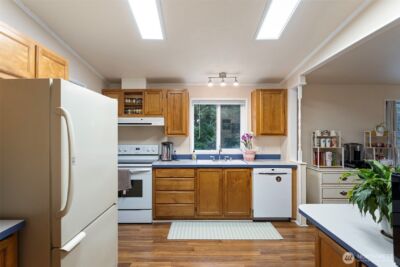 10407 206th Avenue NE, Redmond, WA 98053 - Photo 9