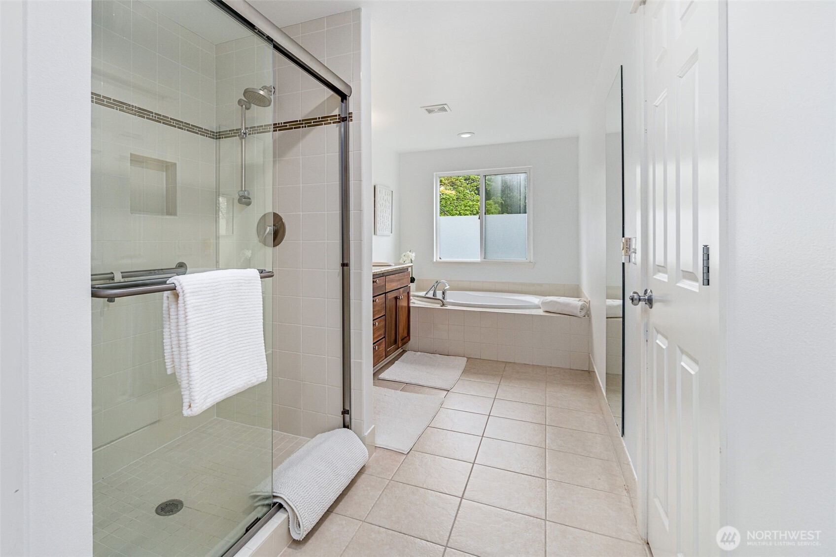 11423 NE 86th Street , Kirkland, WA 98033