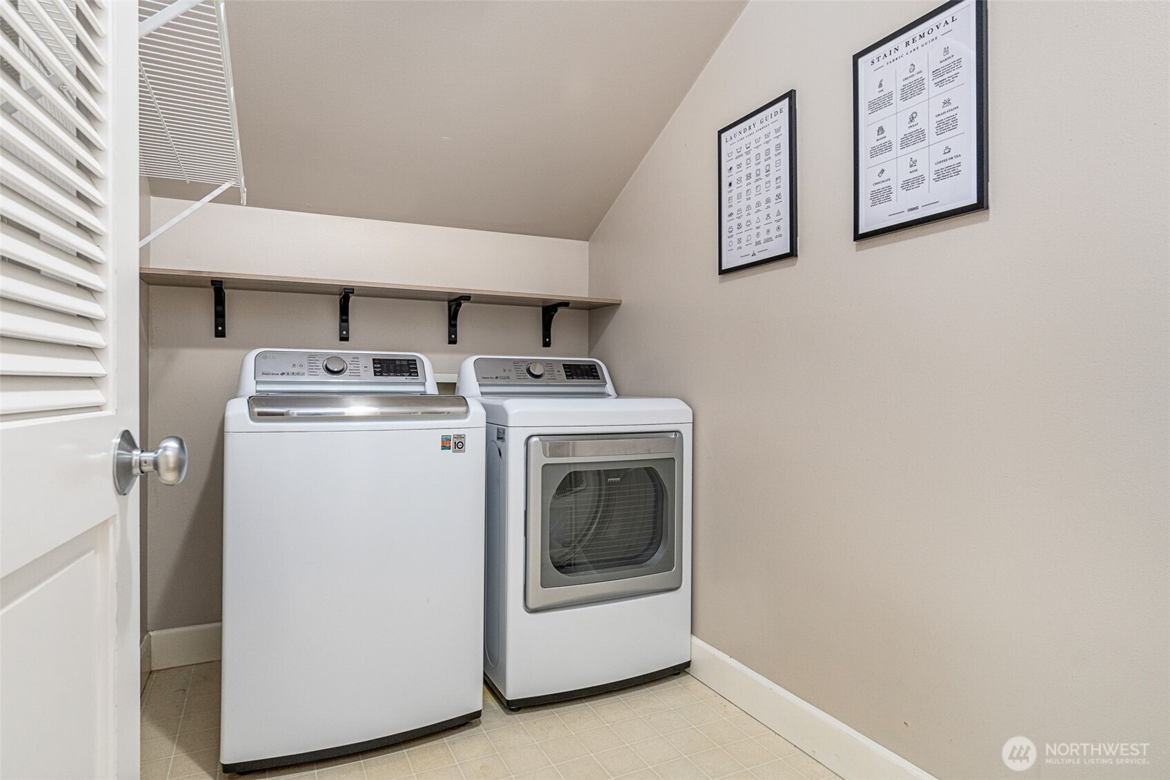 11423 NE 86th Street , Kirkland, WA 98033