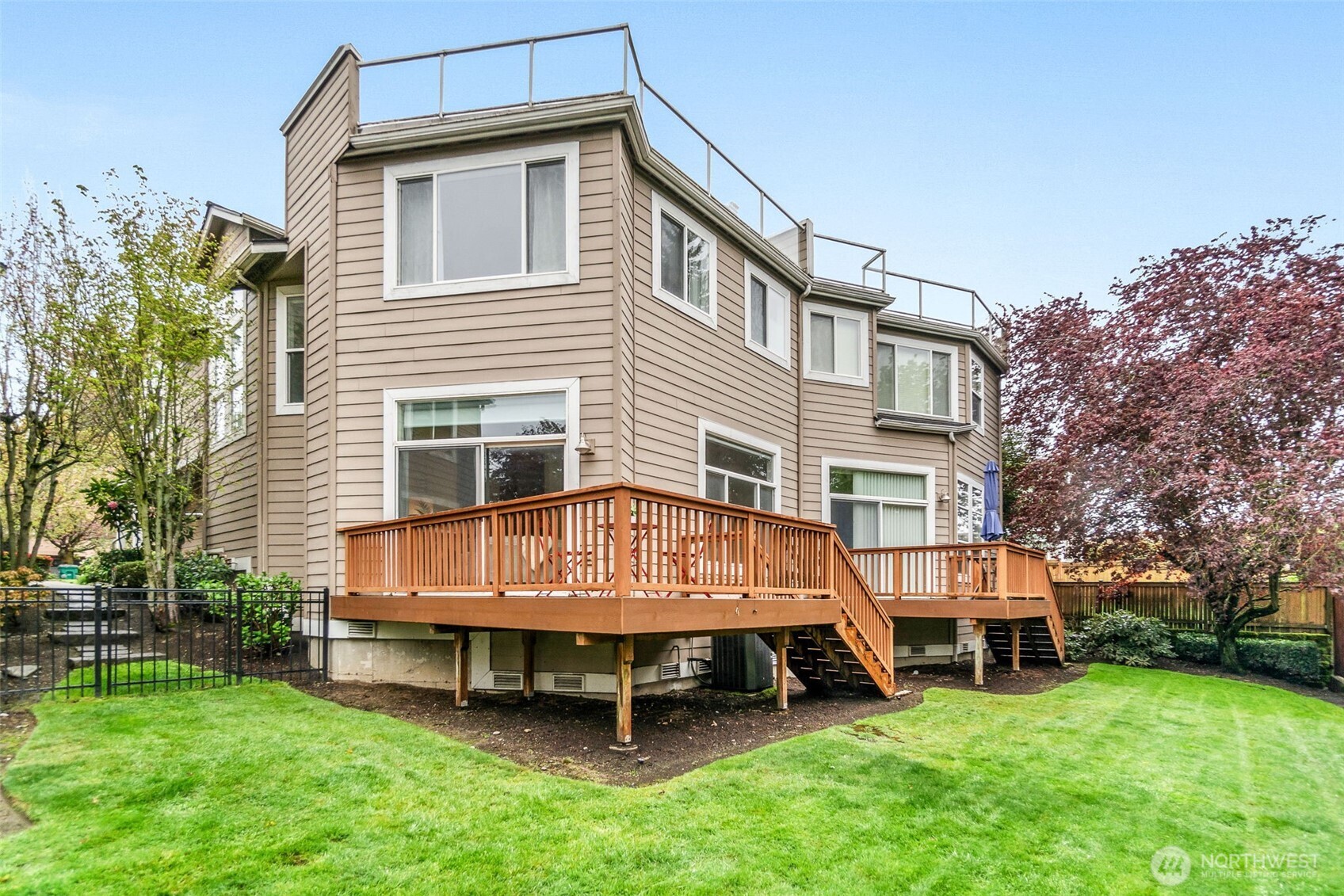 11423 NE 86th Street , Kirkland, WA 98033