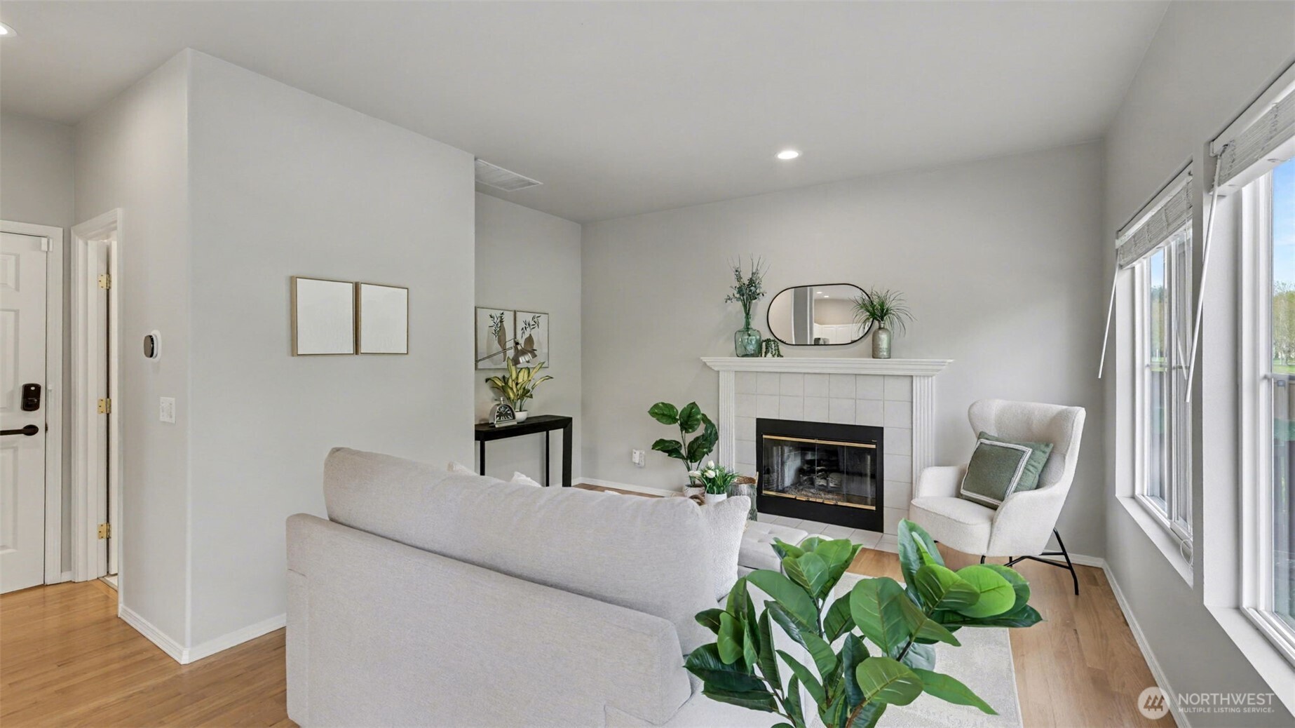 5701 S 234th Street #29, Kent, WA 98032